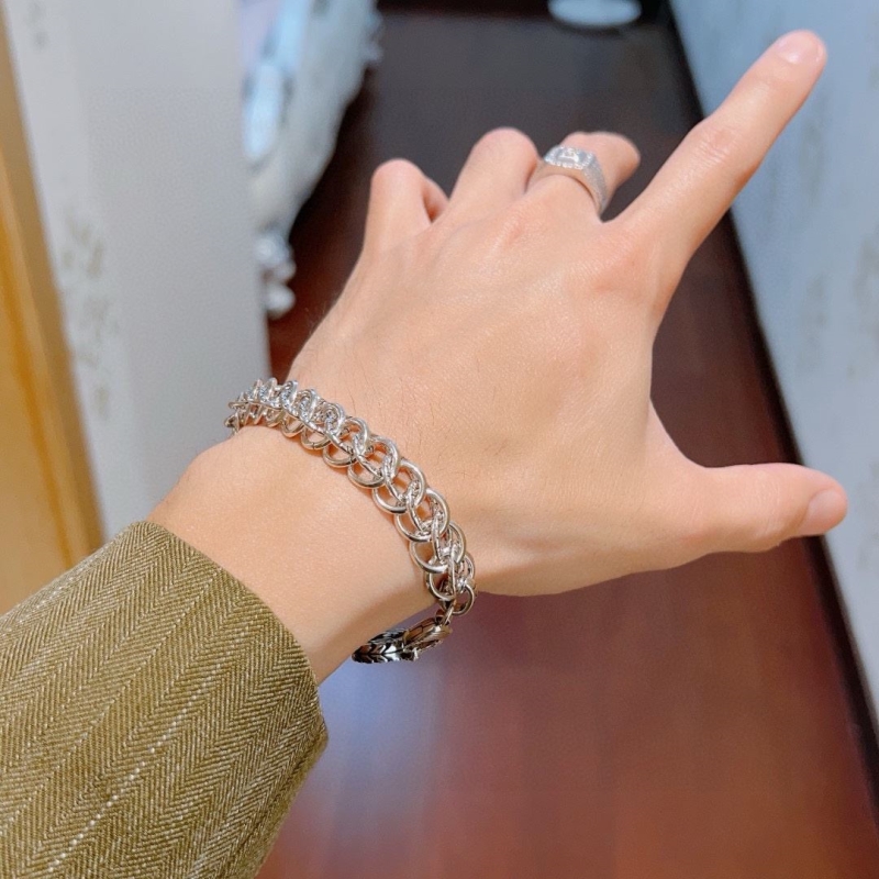 Gvc*1 bracelets